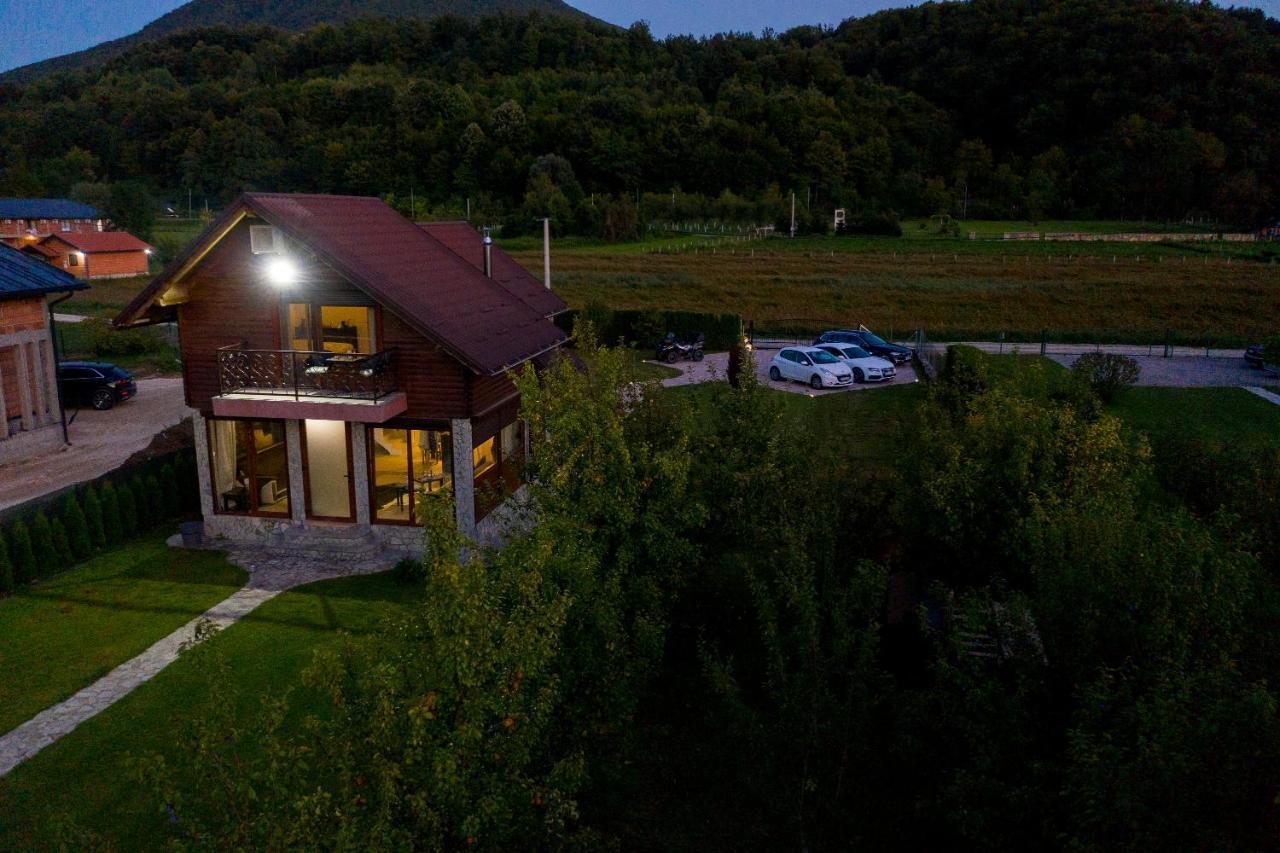 Casa Dellˇ Amore Villa บีฮัช ภายนอก รูปภาพ