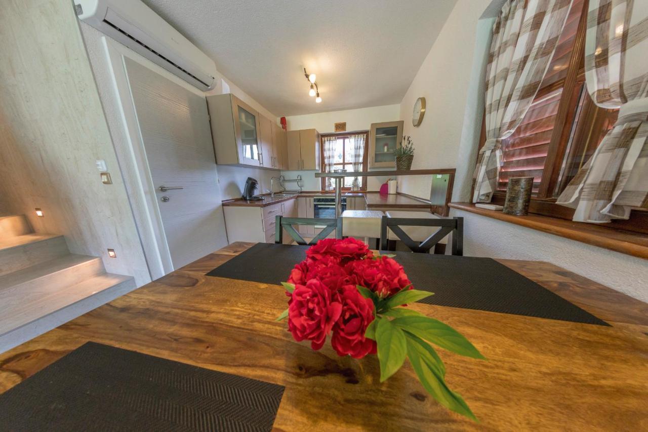 Casa Dellˇ Amore Villa บีฮัช ภายนอก รูปภาพ