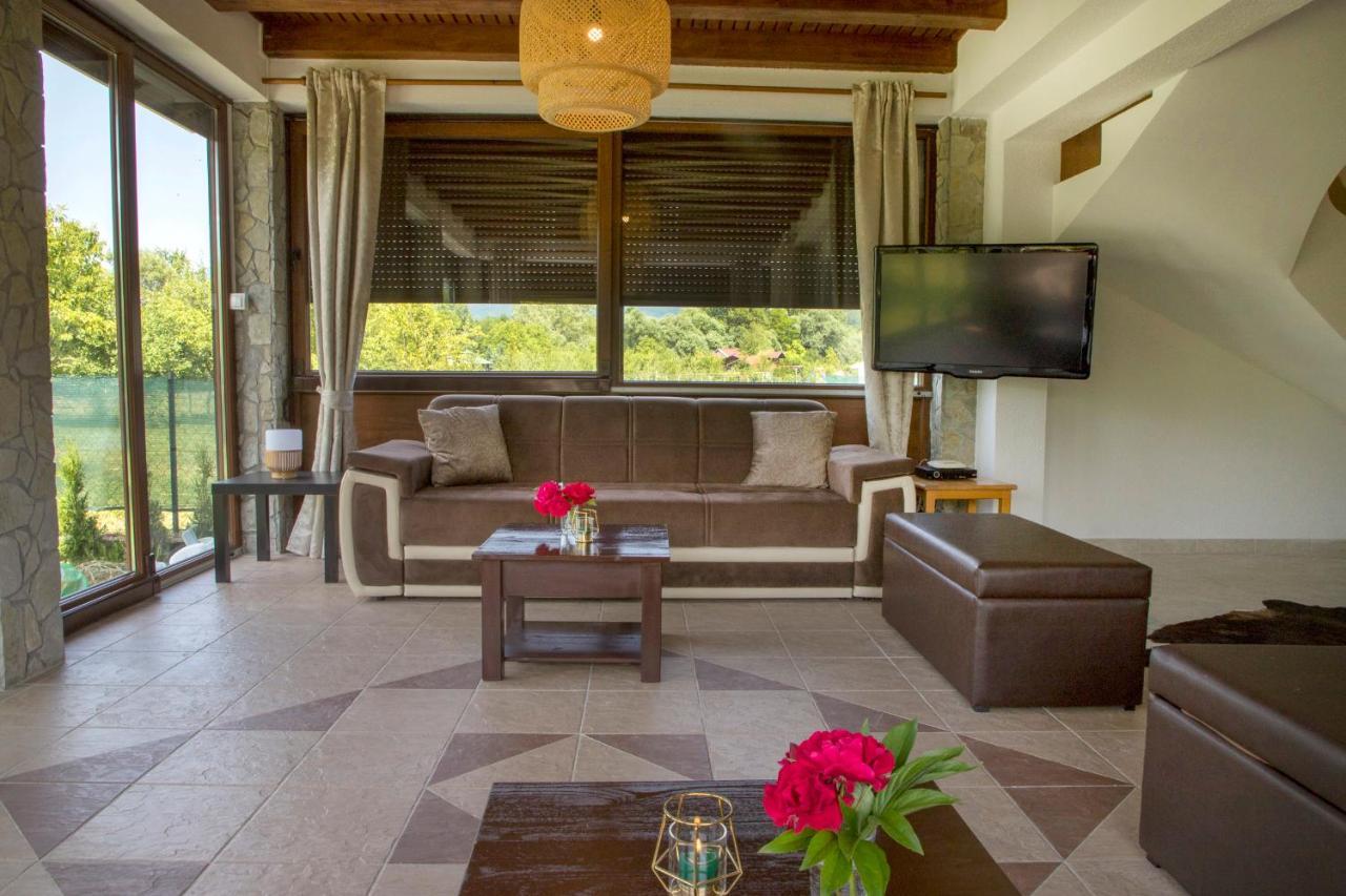 Casa Dellˇ Amore Villa บีฮัช ภายนอก รูปภาพ