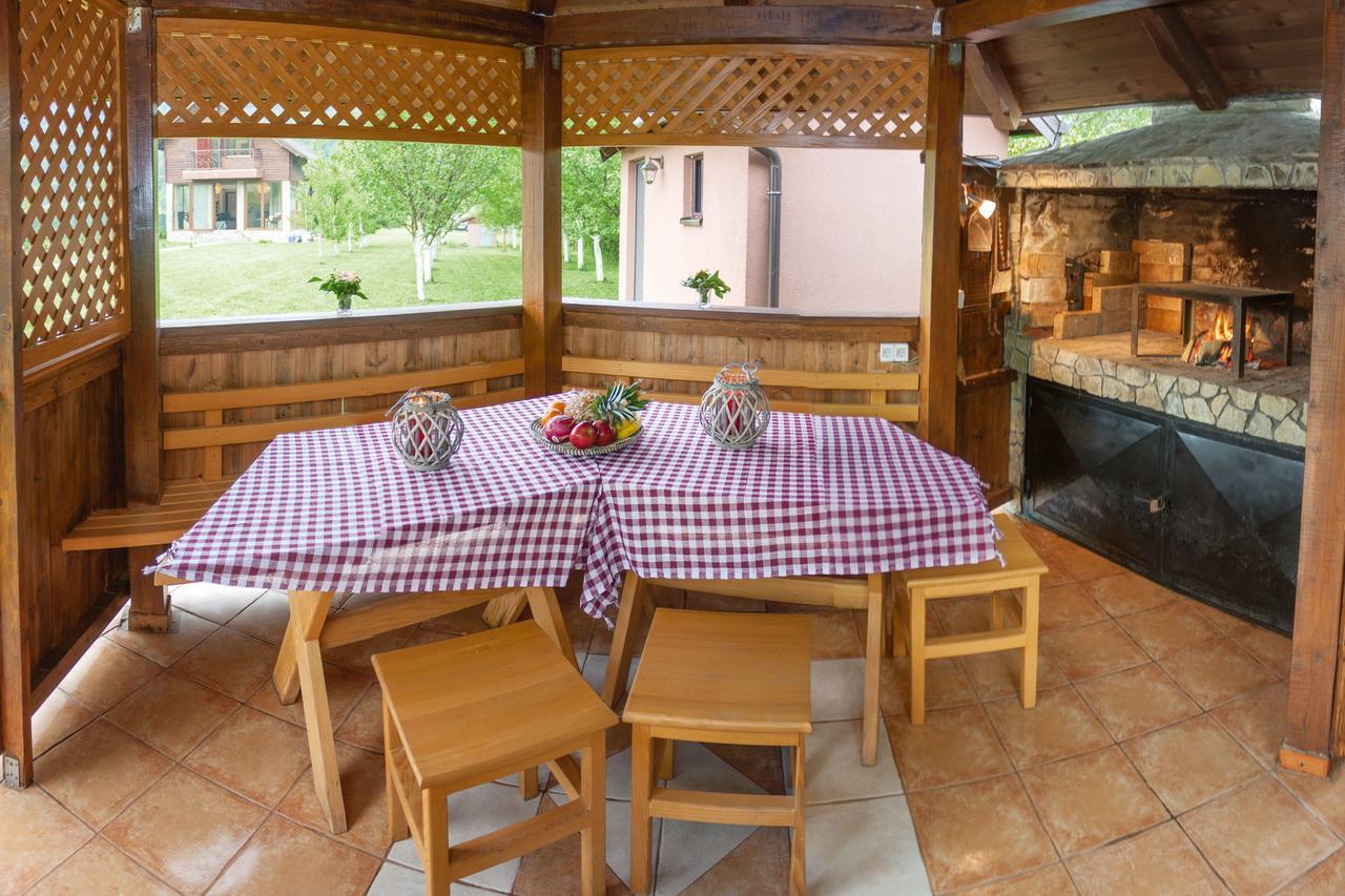 Casa Dellˇ Amore Villa บีฮัช ภายนอก รูปภาพ